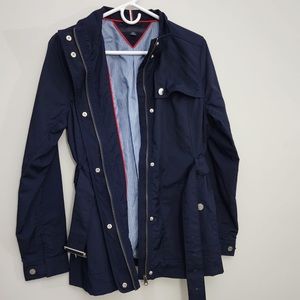 Tommy Hilfiger women’s waterstop belted jacket (S)